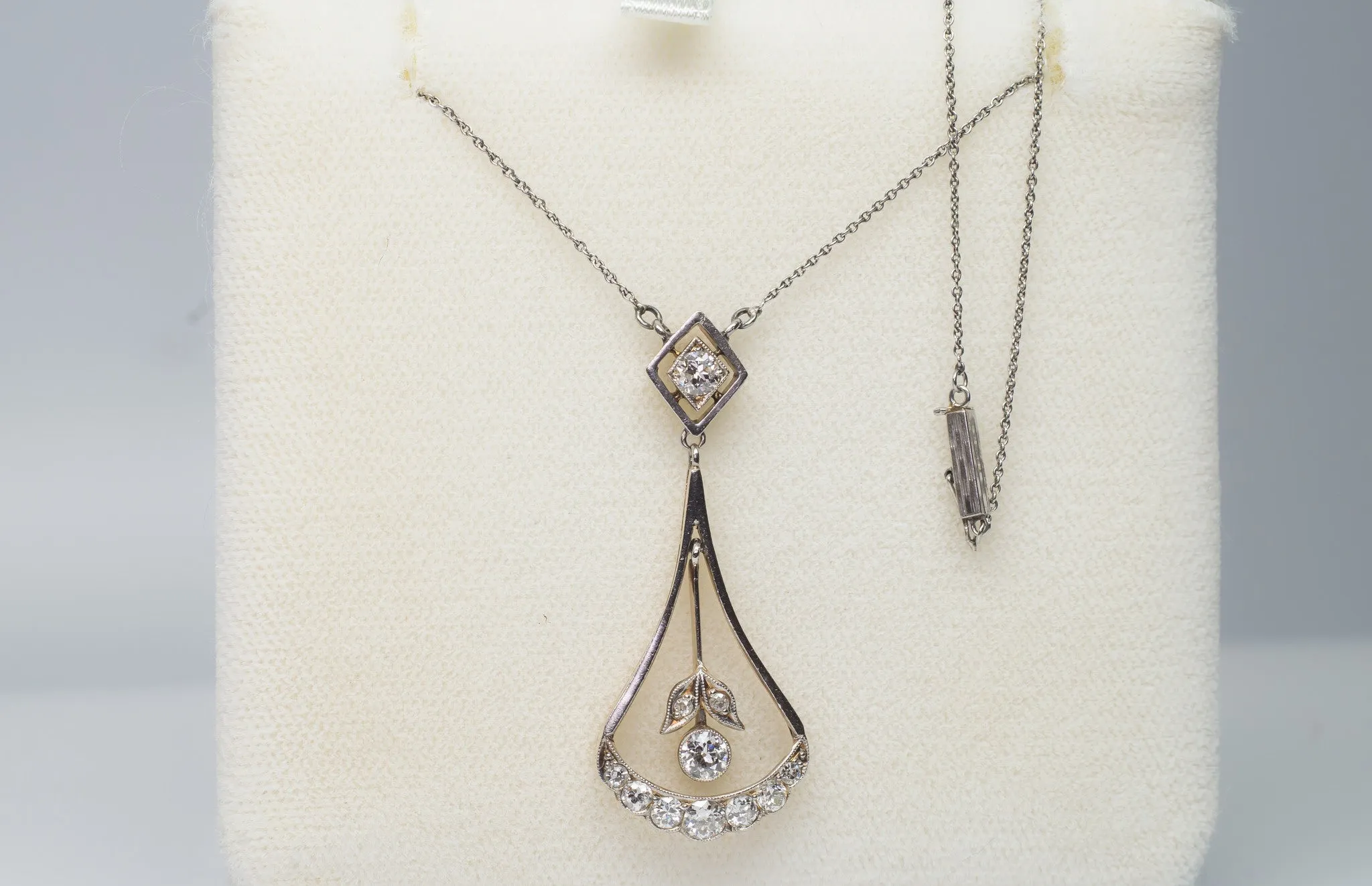 0.85CTW ART NOUVEAU OLD CUT DIAMOND AND PLATINUM LAVALIER NECKLACE
