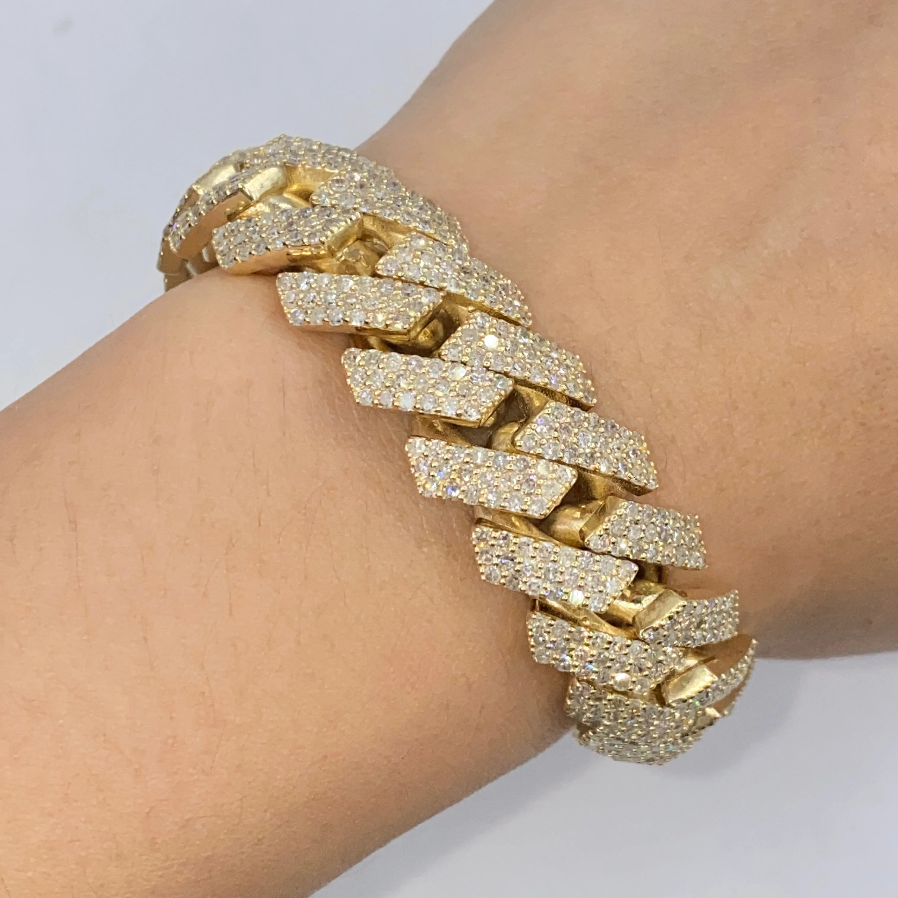 10K 16MM Cuban Link Diamond Bracelet 8.5"