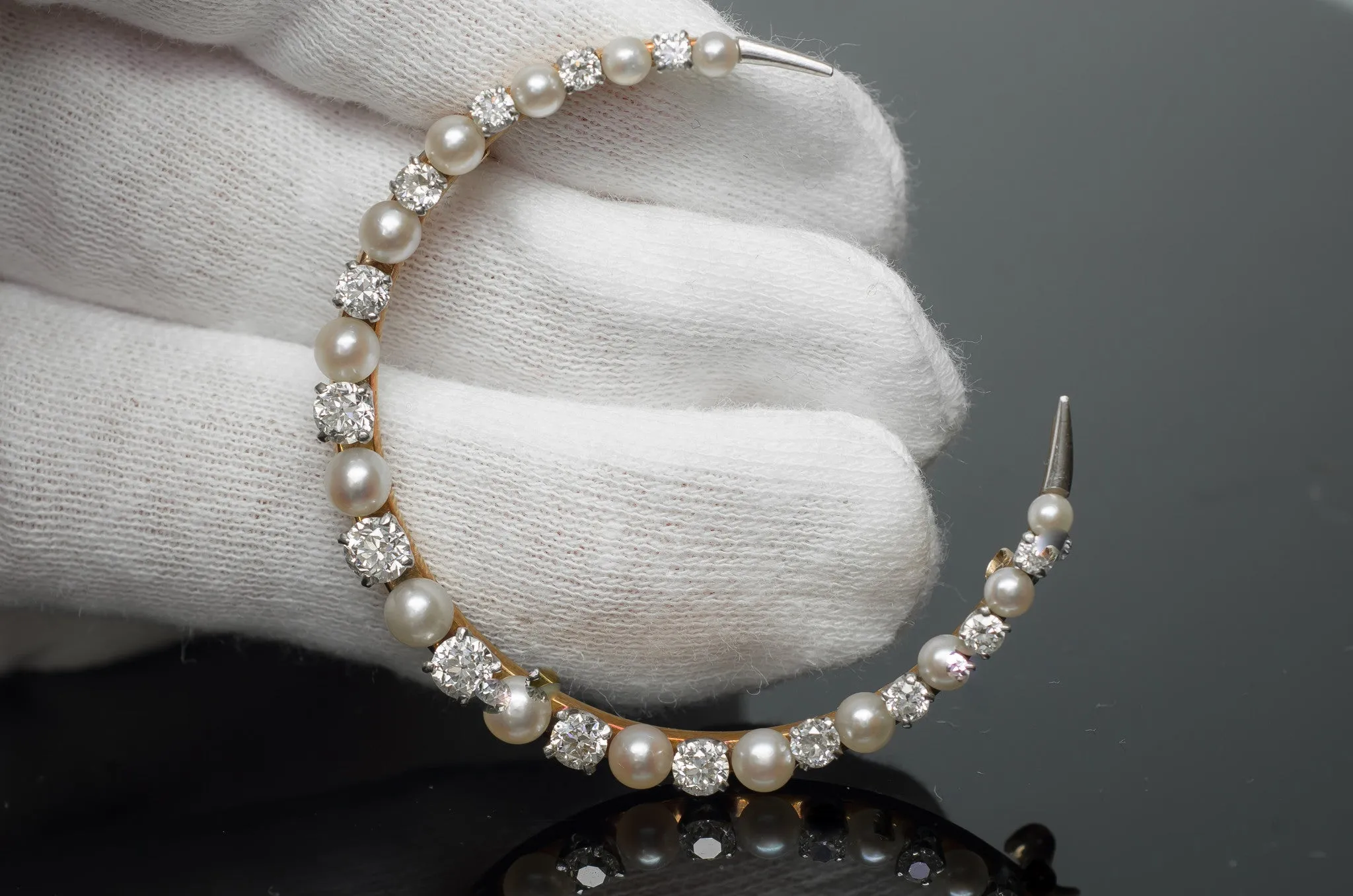 1.16ctw EDWARDIAN OLD EUROPEAN CUT DIAMOND AND PEARL BROOCH