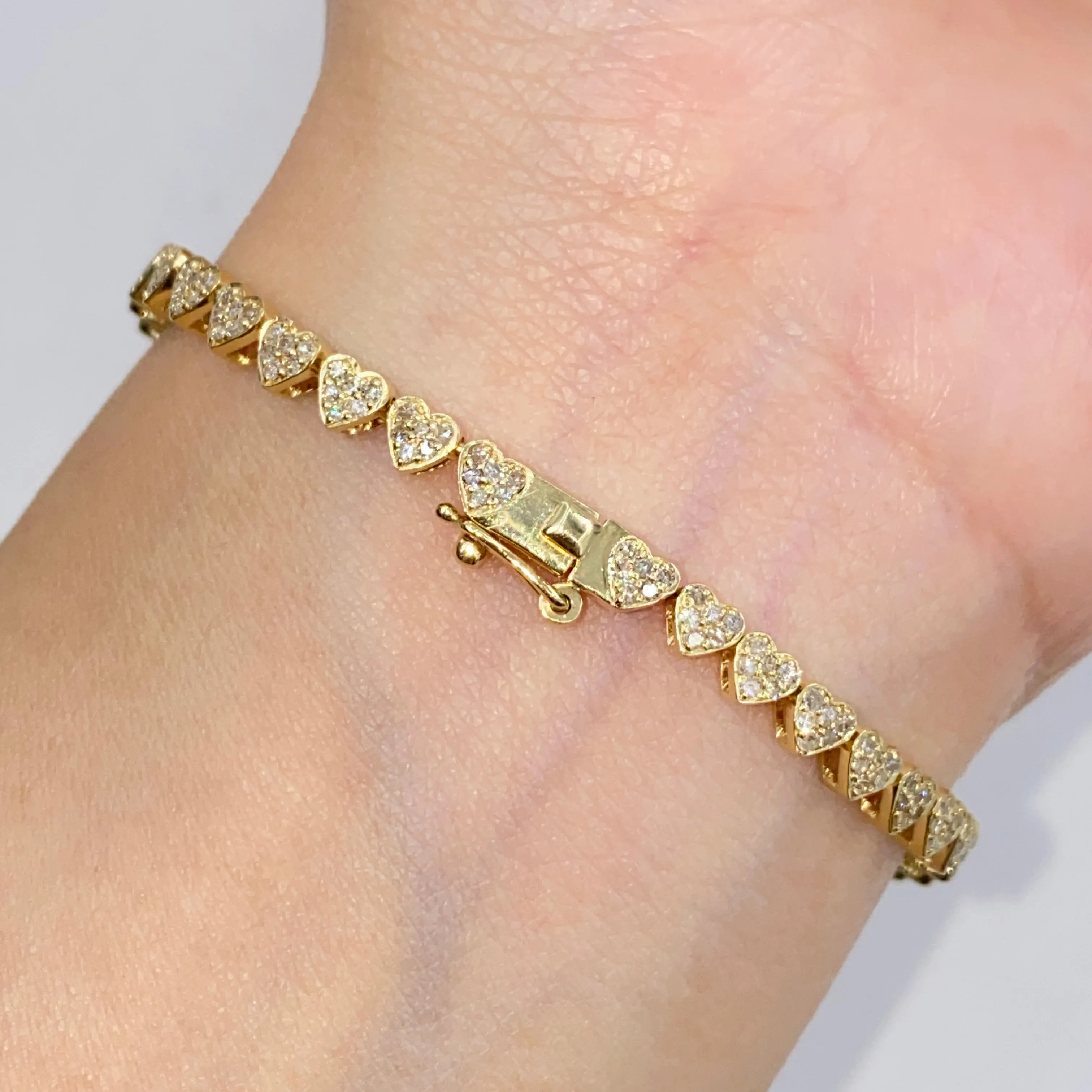 14K 3.8MM Heart Diamond Tennis Bracelet 7"