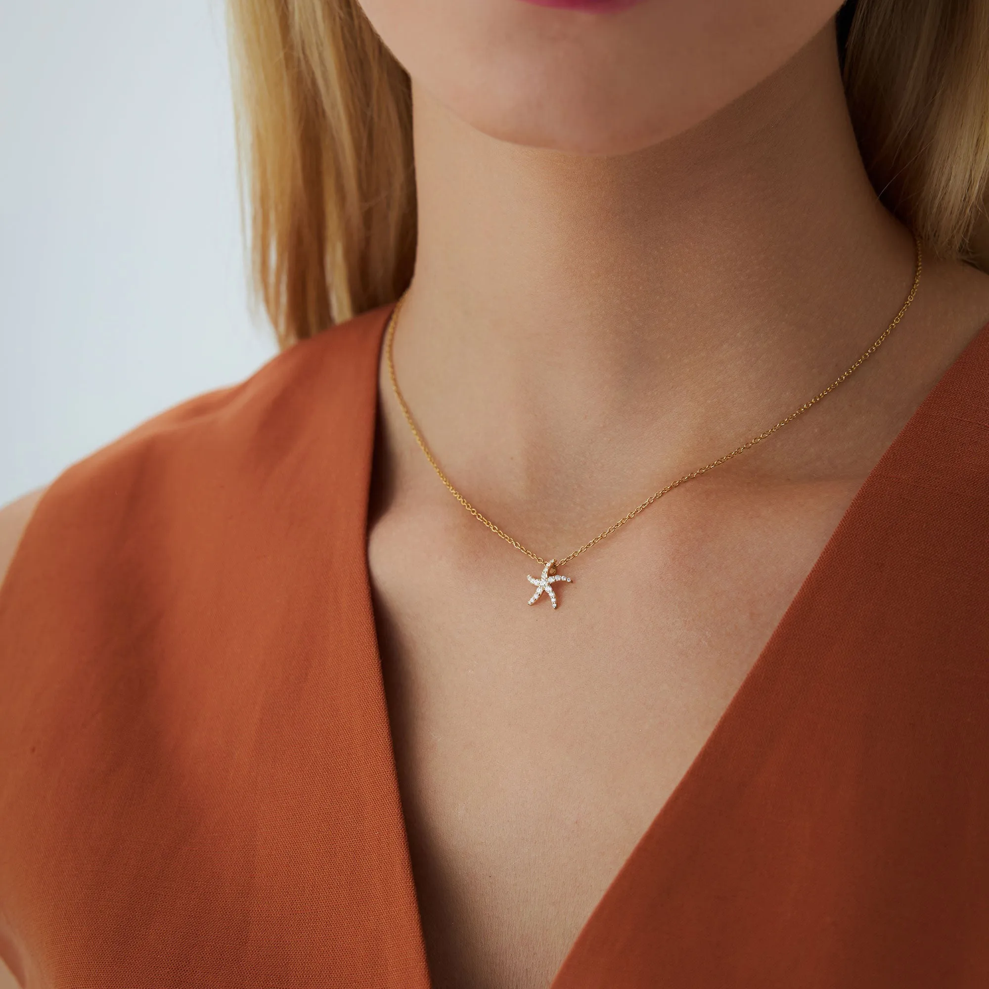 14k Gold Diamond Starfish Charm Pendant