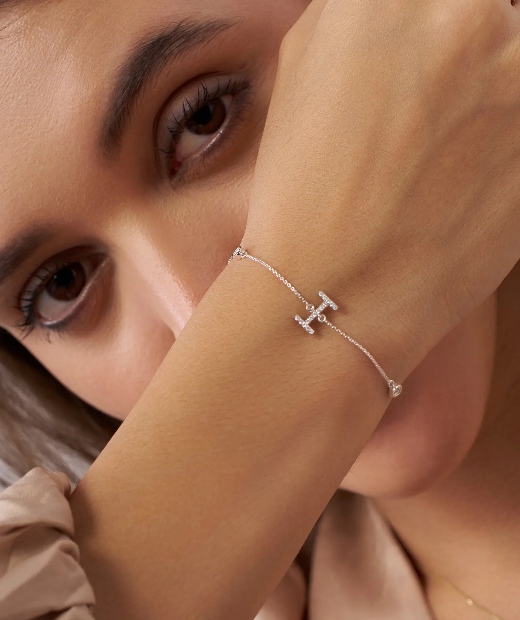 14K Gold "I" Initial Diamond Bracelet