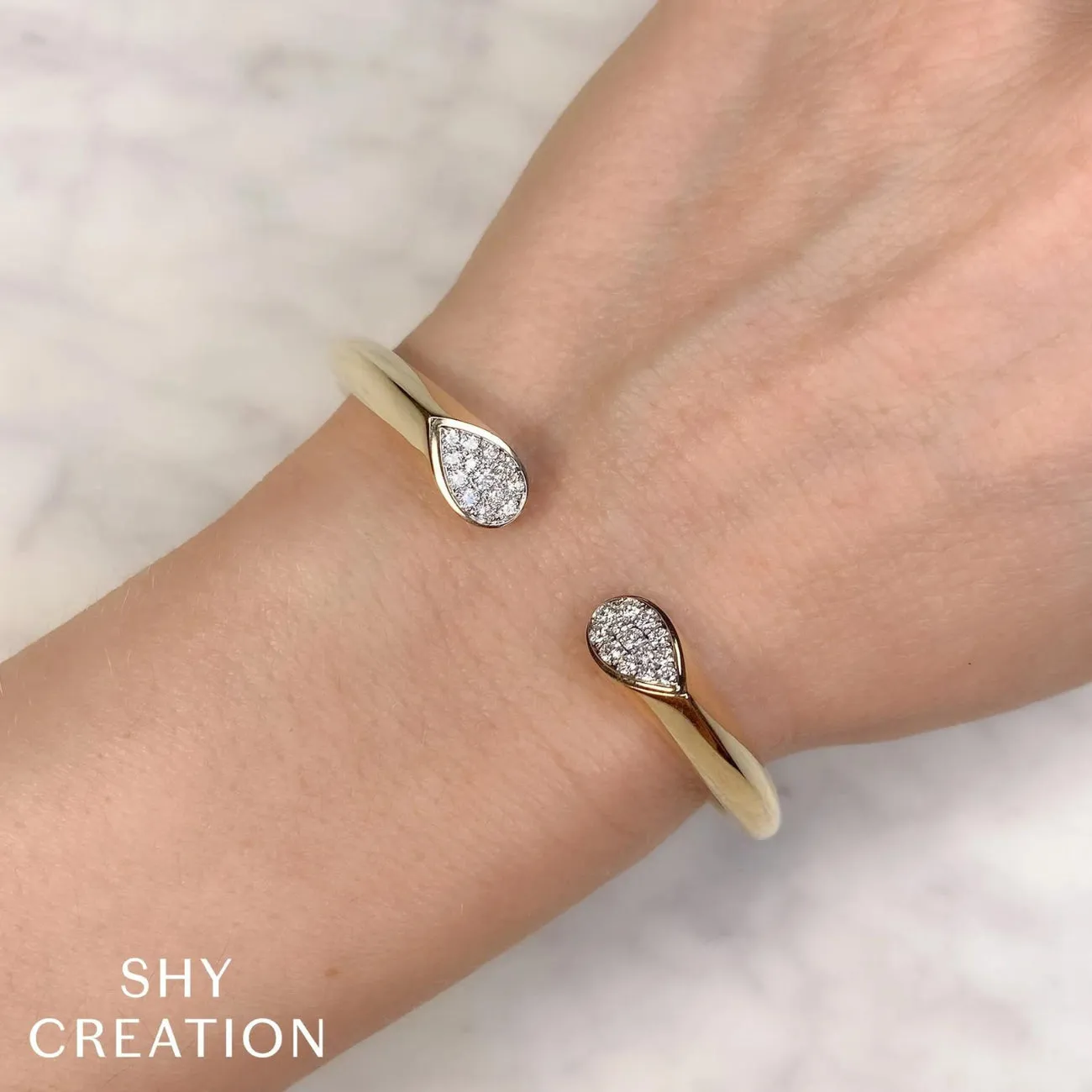 14K Yellow Gold 0.54 ct Diamond Bangle Bracelet