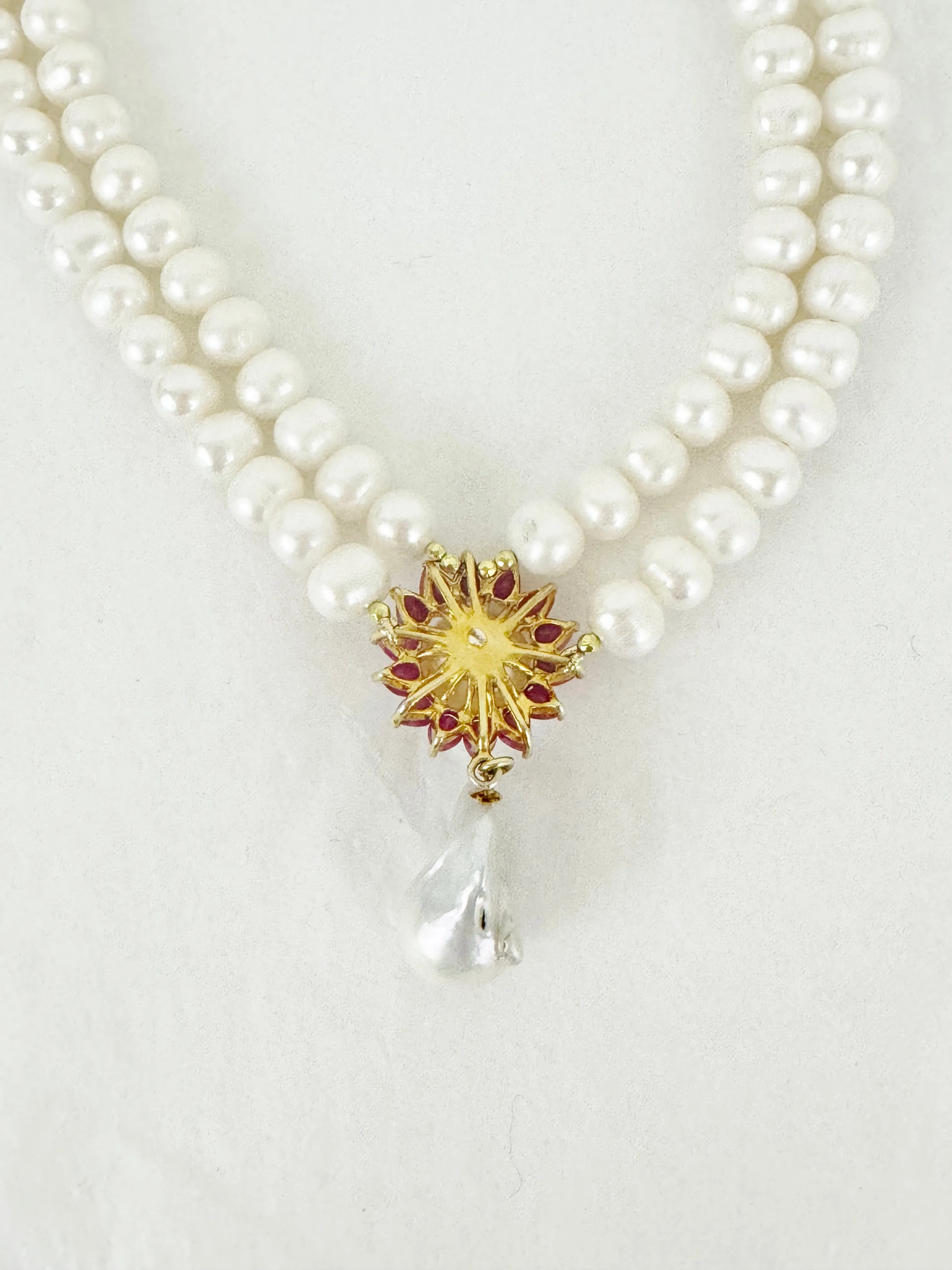 16 Inch Freshwater Pearl/Ruby Necklace