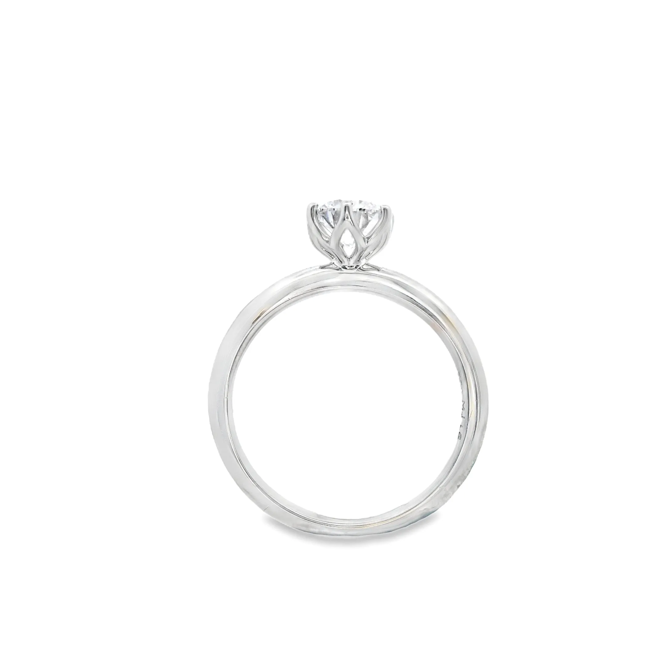 18ct White Gold Round Brilliant Lab Grown Diamond 6 Claw Solitaire Ring TDW= 0.72ct