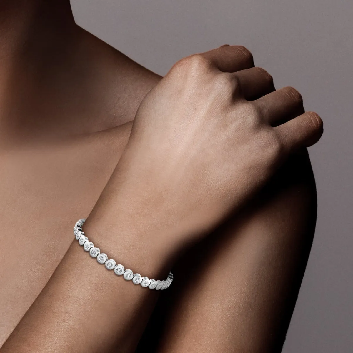 2.00-6.00 CT Round Cut Diamonds - Tennis Bracelet