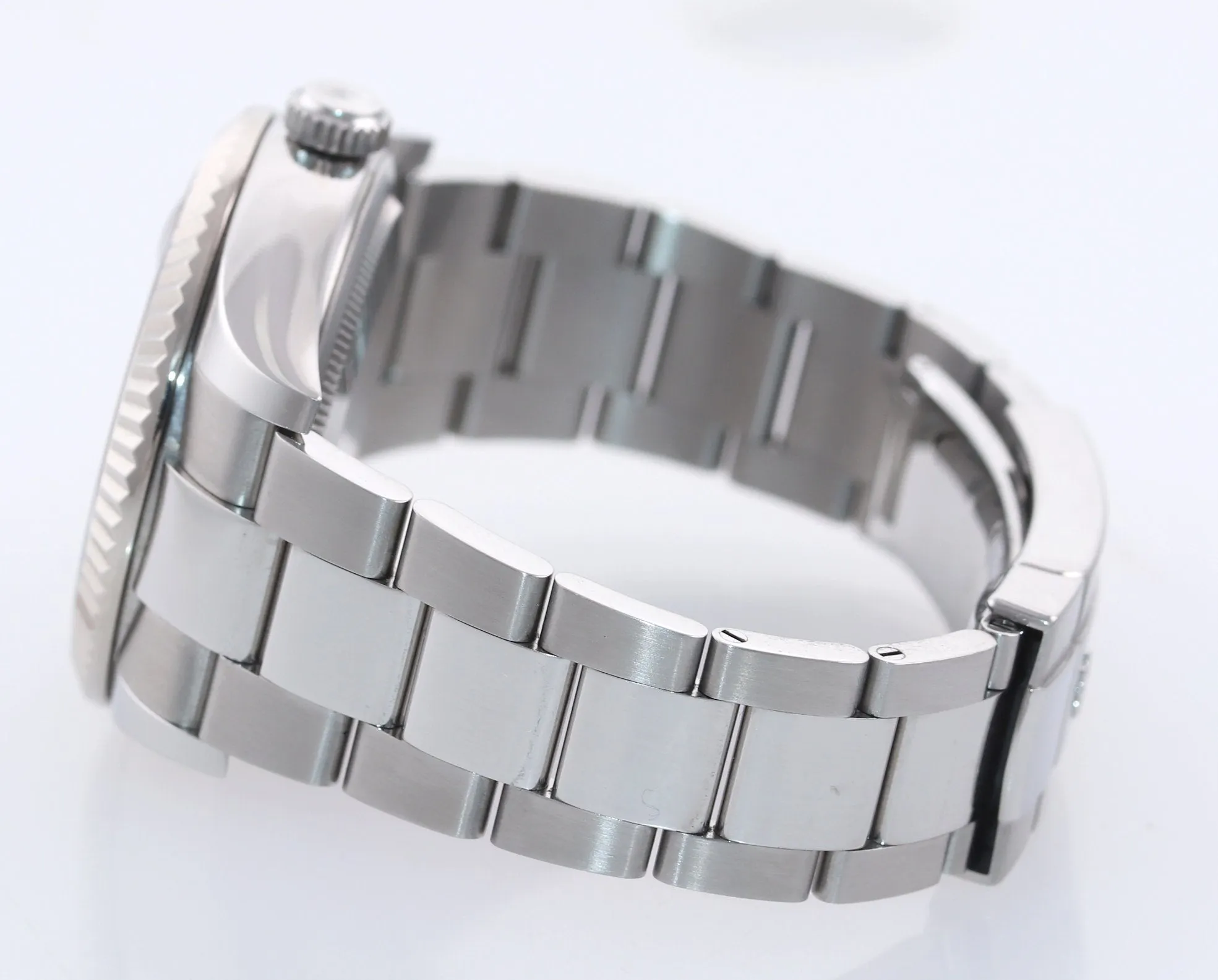 2022 Rolex Sky-Dweller Steel White Gold Fluted Bezel 326934 42mm Watch Box