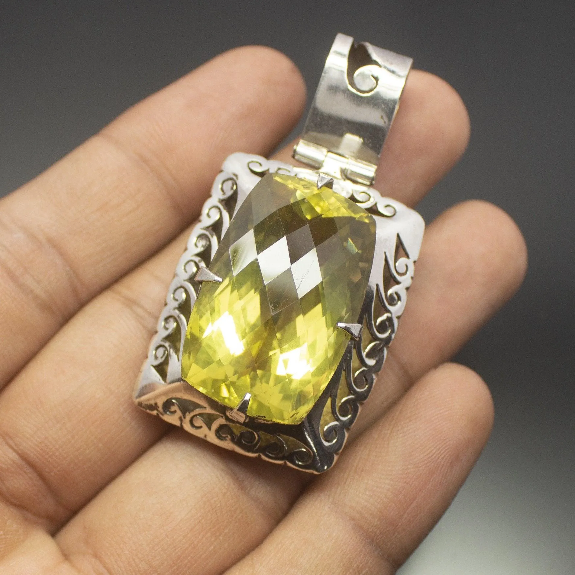 22g, Totally Handmade Natural Lemon Quartz Checker Oval Shape 925 Sterling Silver Pendant