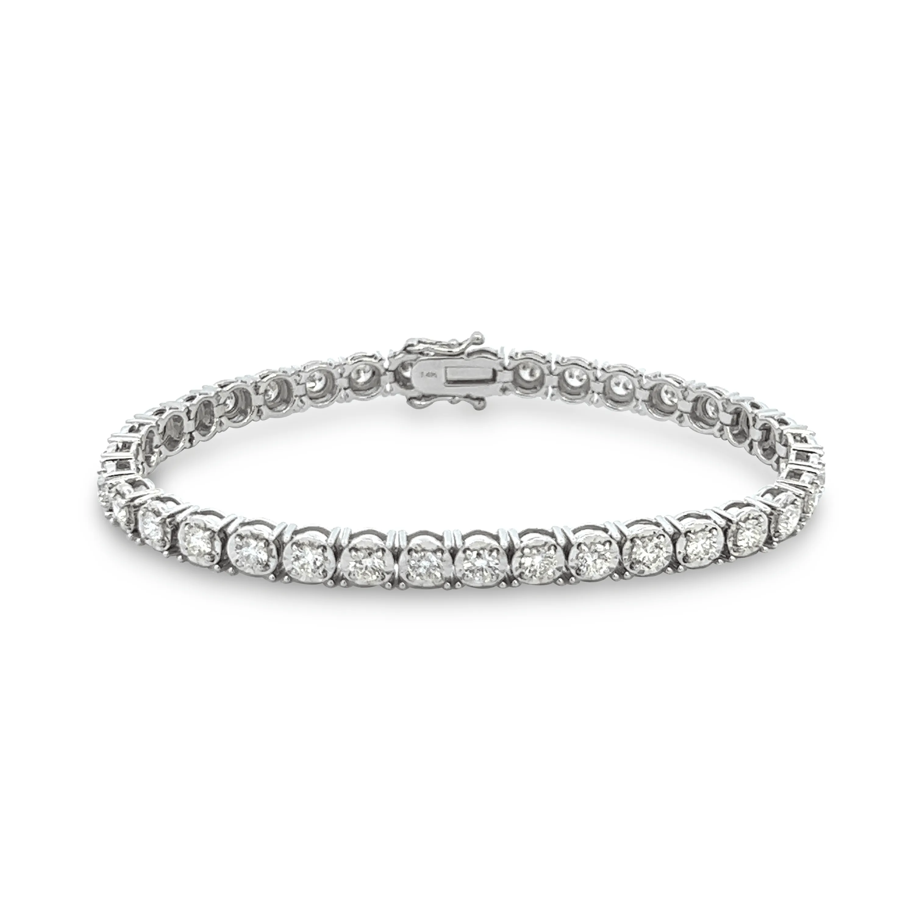 4.02ctw Diamond Illusion Bracelet