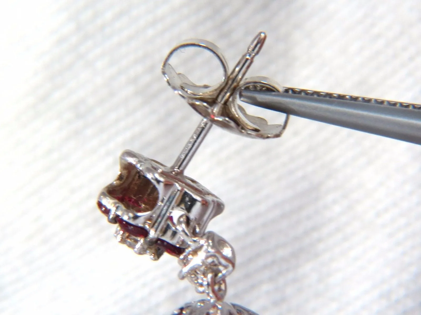 9.74ct NATURAL RED RUBY DIAMOND DANGLING EARRINGS 18KT ROULETTE BULLS EYE