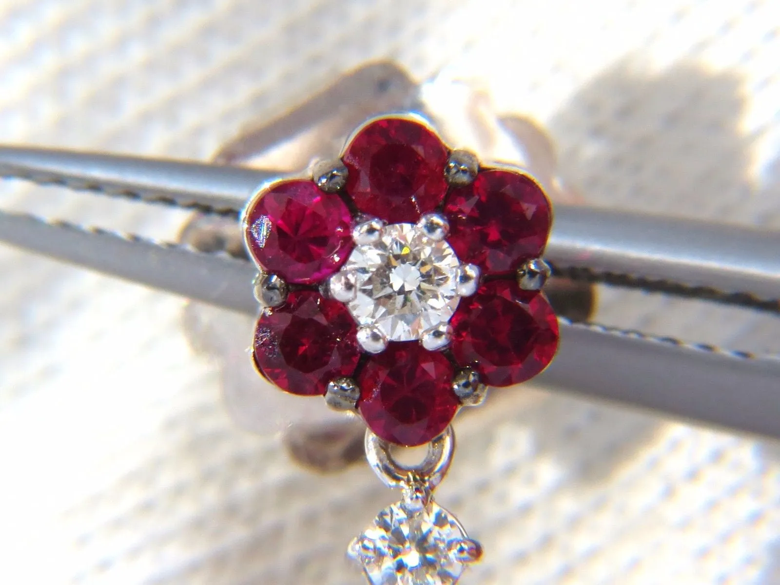9.74ct NATURAL RED RUBY DIAMOND DANGLING EARRINGS 18KT ROULETTE BULLS EYE