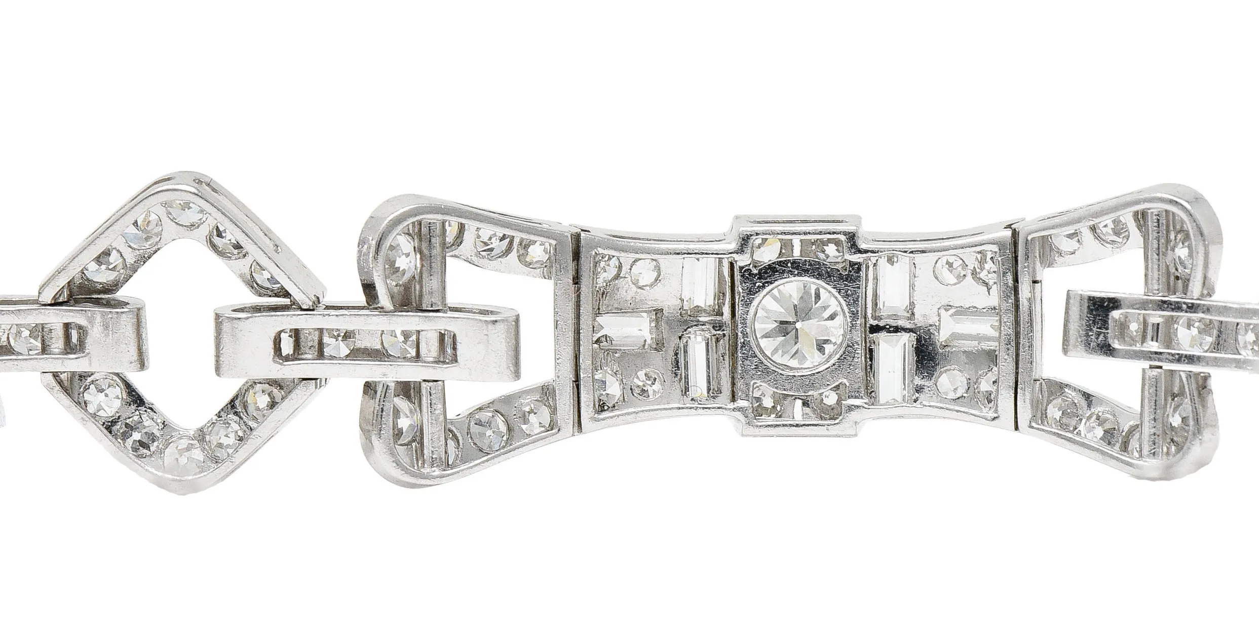 Art Deco 6.15 CTW Diamond Platinum Buckle Link Bracelet
