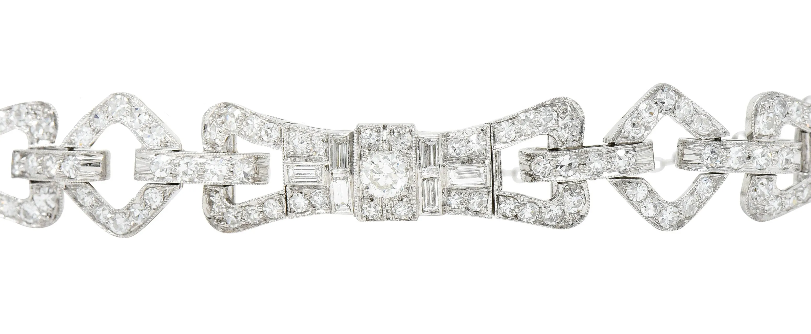 Art Deco 6.15 CTW Diamond Platinum Buckle Link Bracelet