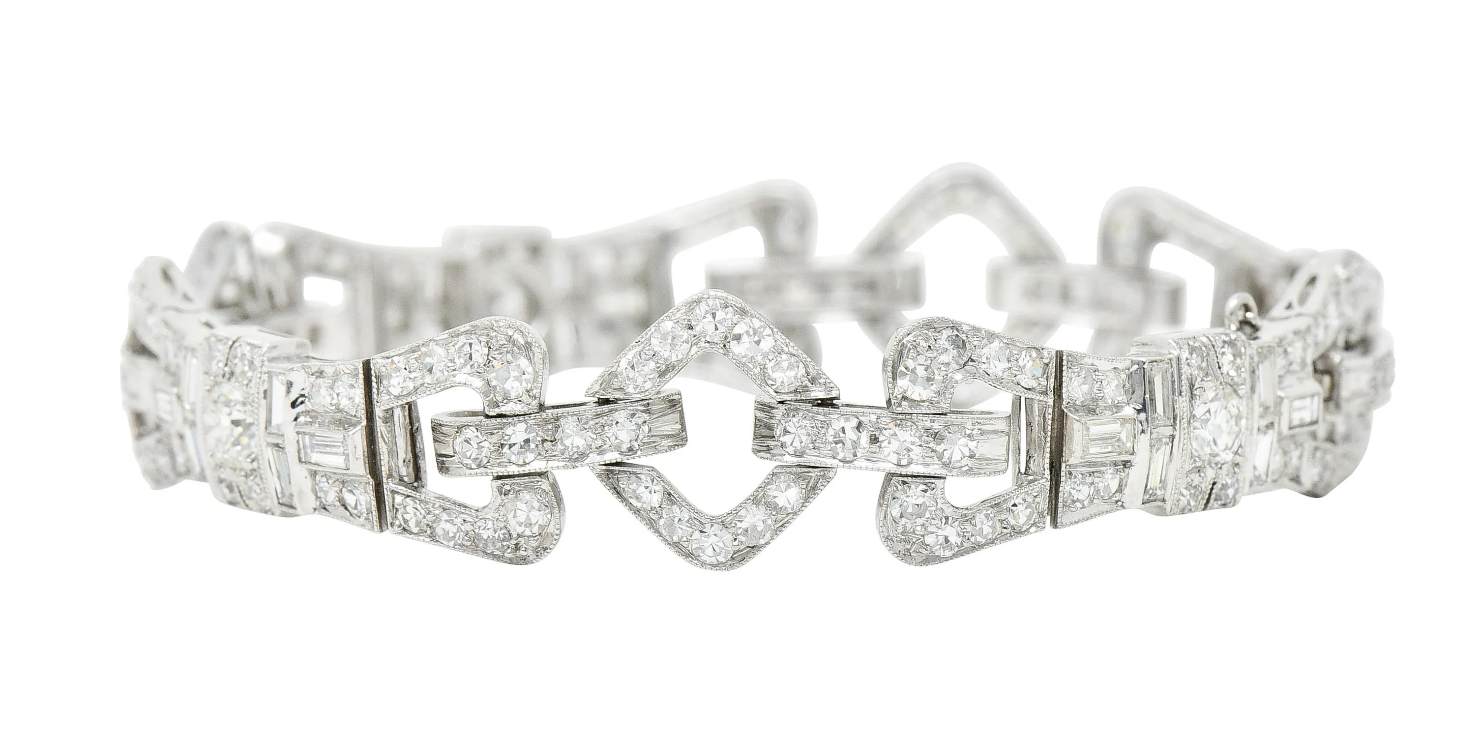 Art Deco 6.15 CTW Diamond Platinum Buckle Link Bracelet