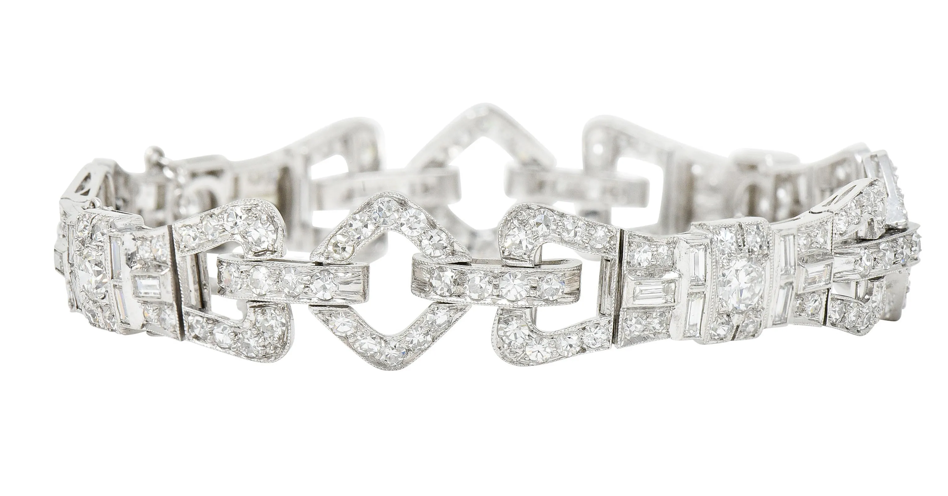 Art Deco 6.15 CTW Diamond Platinum Buckle Link Bracelet