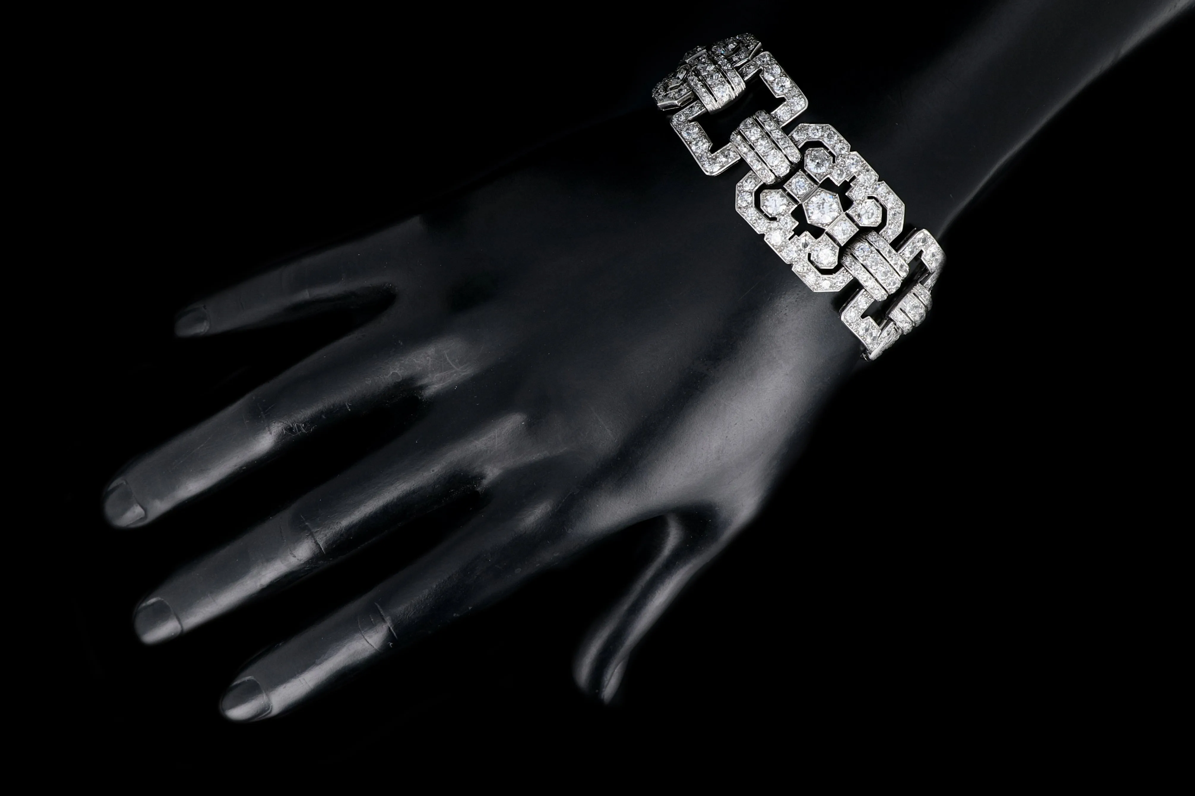 Art Deco Platinum 20 Carat Old European Cut Diamond Bracelet