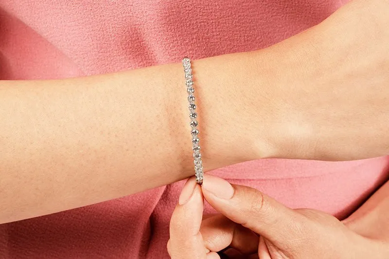 Blossoming Florals Lab-Grown Diamond Bangle with 1.44 ct.(finished) 2.5mm