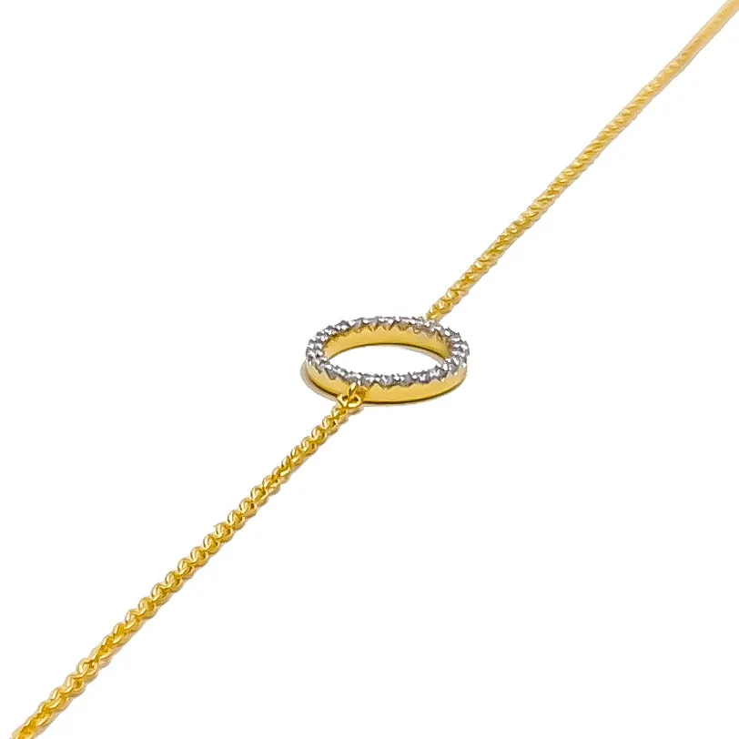 Bright Halo-Shaped Diamond   18k Gold Bracelet