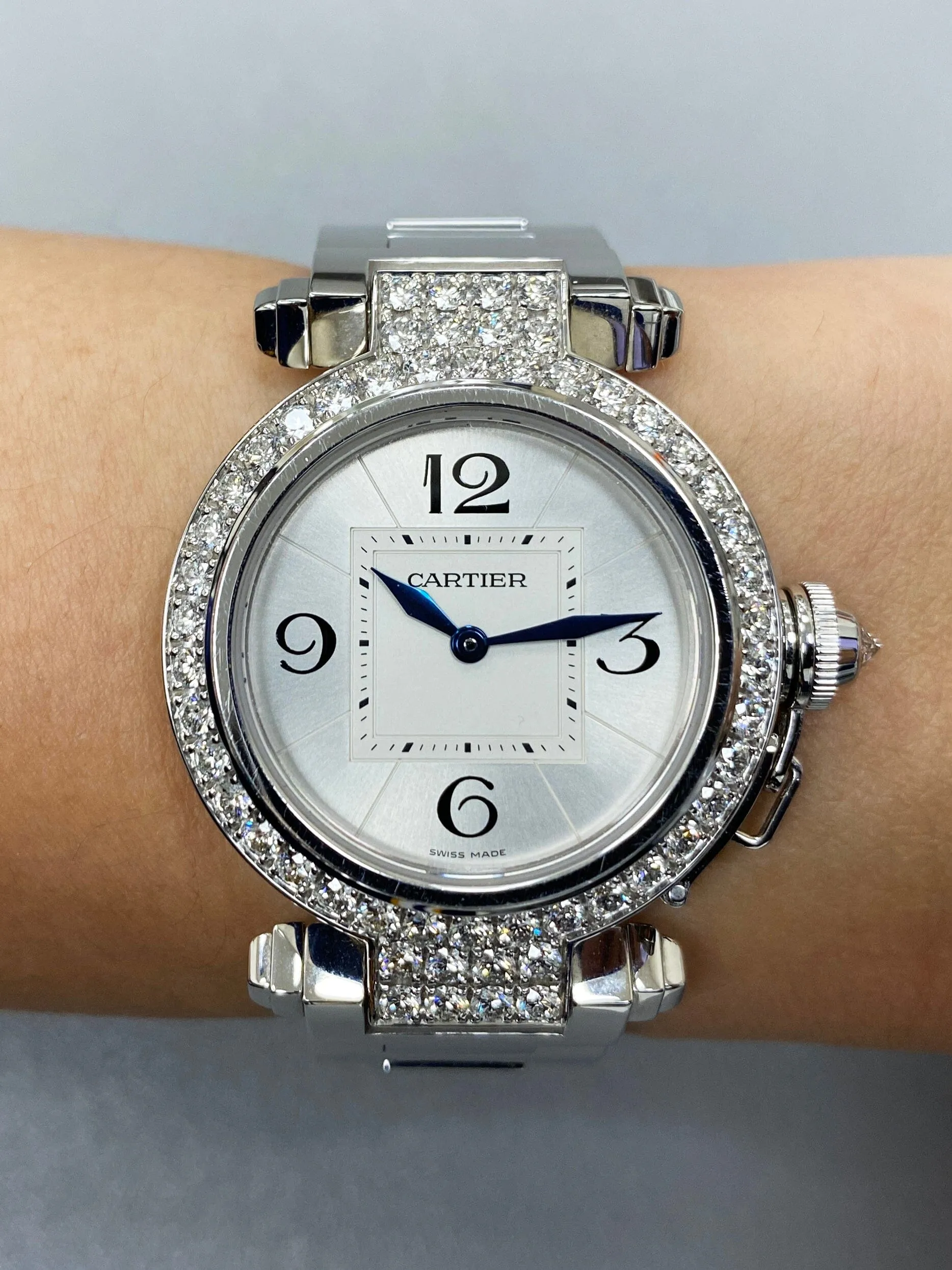 Cartier Pasha WJ11924G Rhodiumized White Gold Ladies Watch