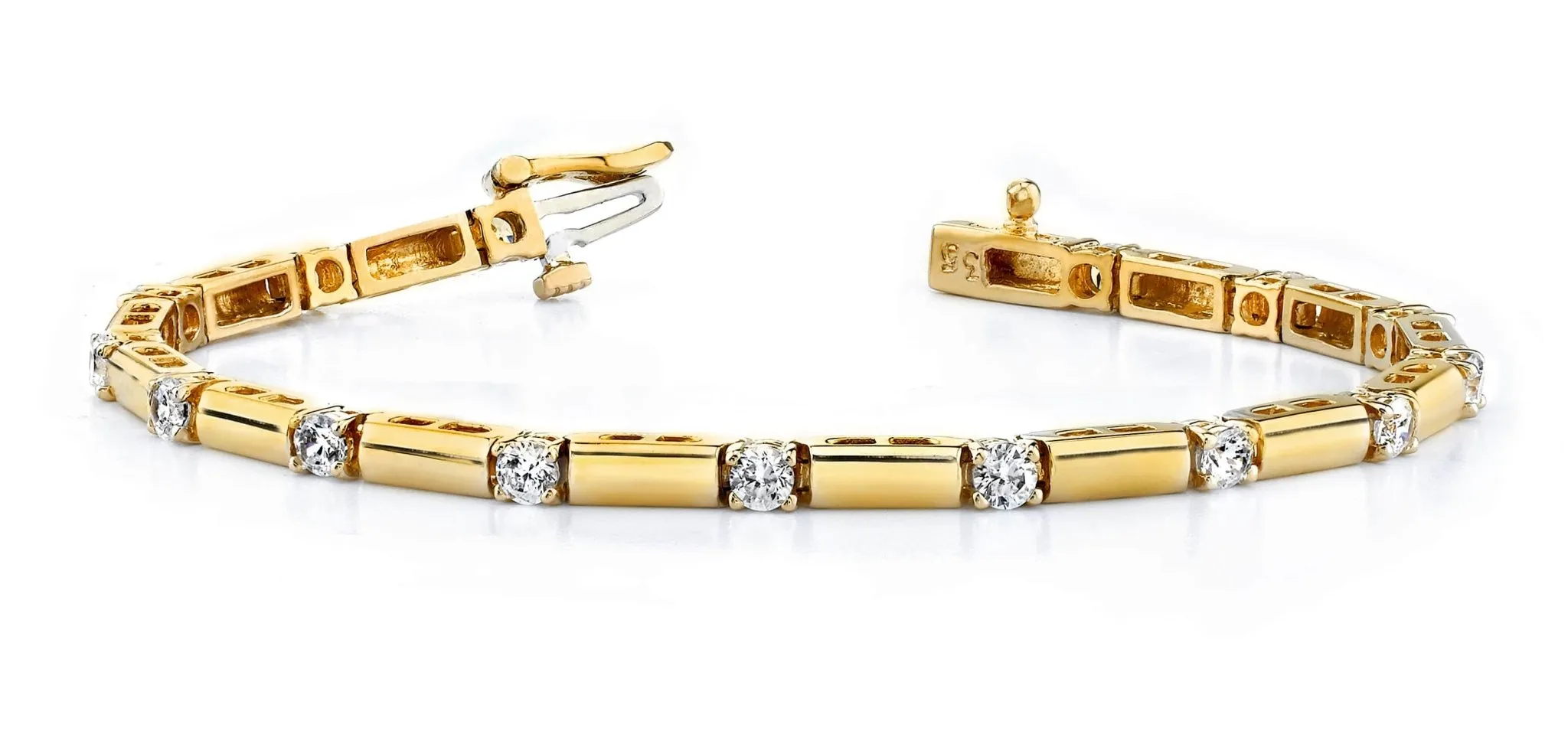 Clean Design Diamond And Bar Diamond Bracelet with 2.99 ct.(finished) 4.0mm
