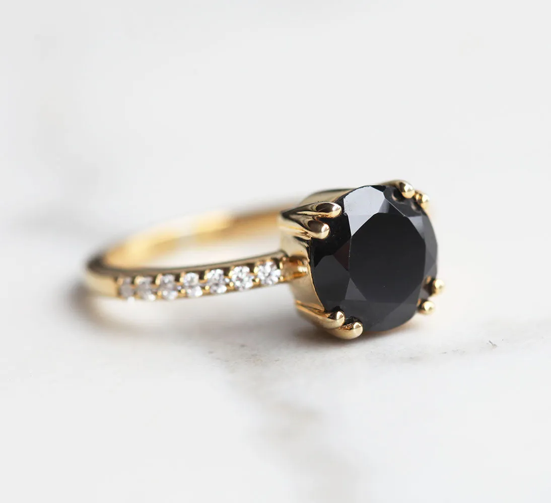 Corinne Black Spinel Solitaire Ring