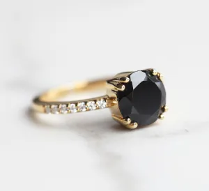 Corinne Black Spinel Solitaire Ring