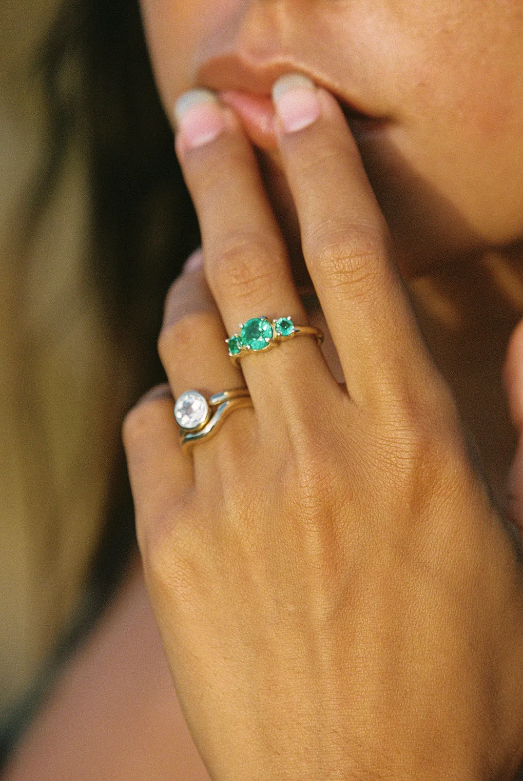 Curved Solitaire Band