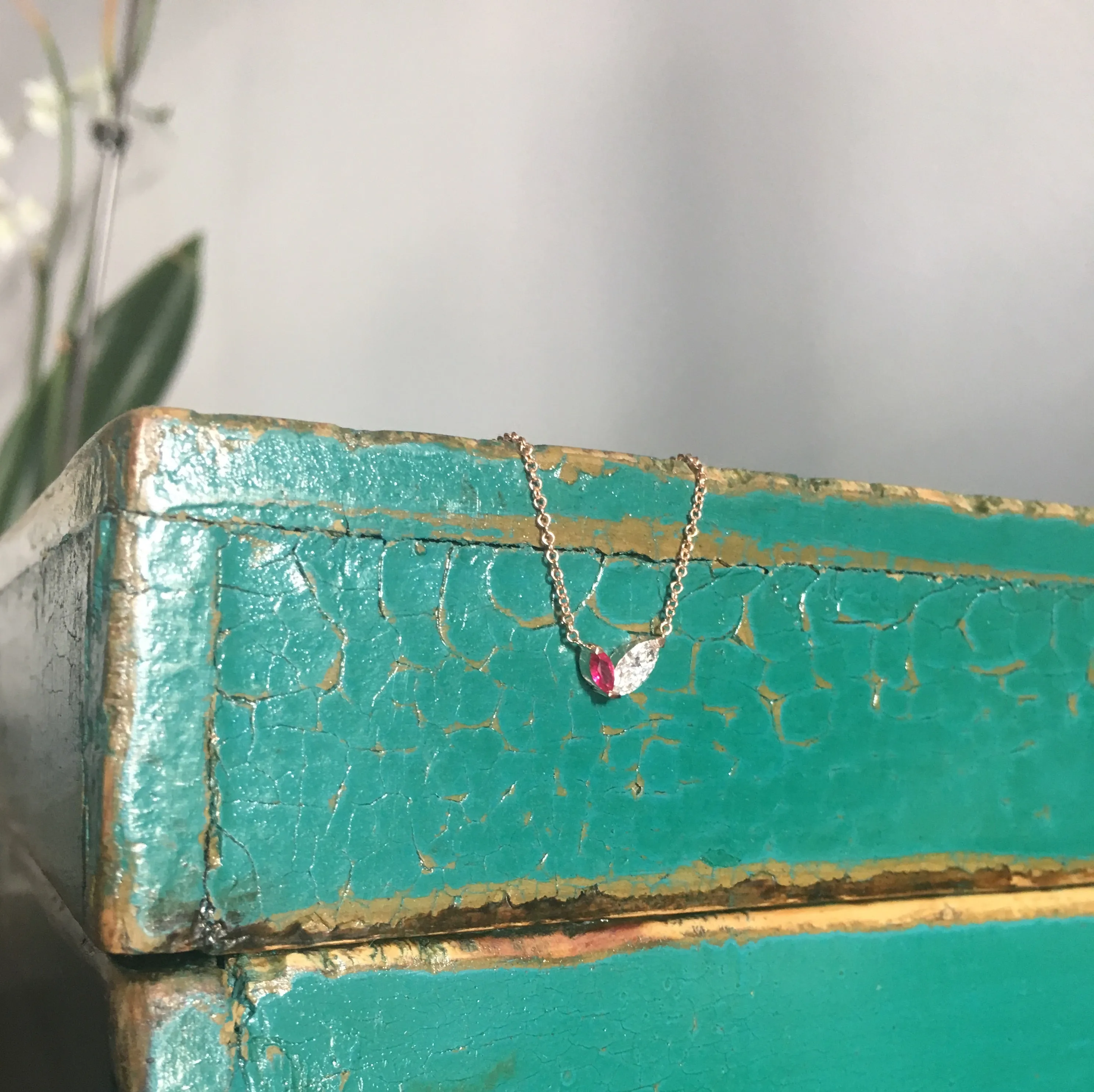 Defne Necklace | White Diamond & Ruby