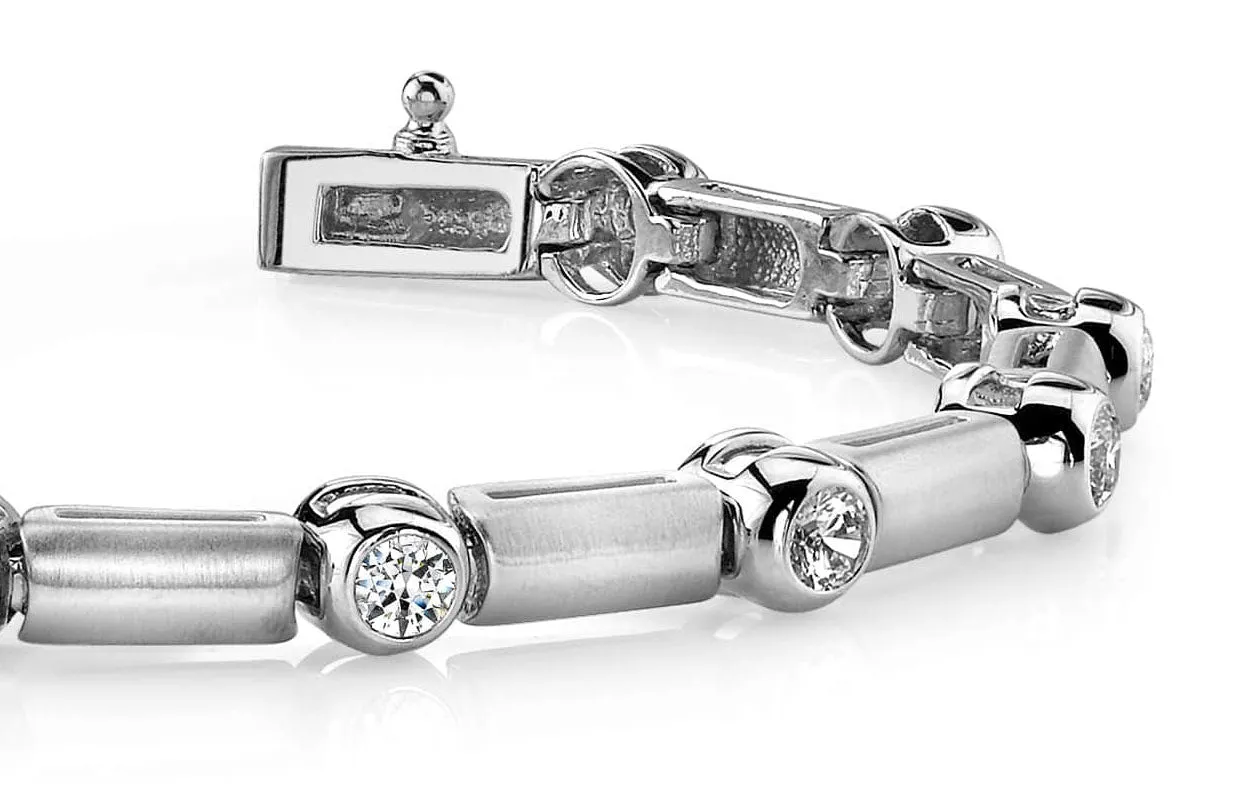 Diamond And Bar Diamond Bracelet with 1.92 ct.(finished) 3.5mm