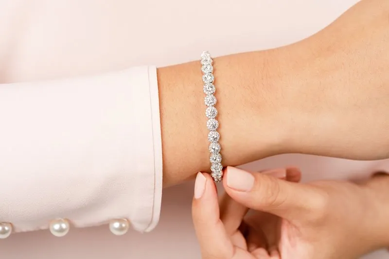 Divinely Dazzling Halo Bangle Lab-Grown Diamond Bracelet with 2.56 ct.(finished) 1mm, 3.2mm
