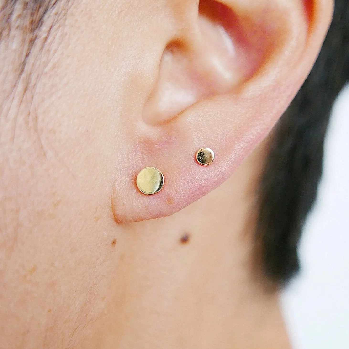 Dot Stud Earrings Large