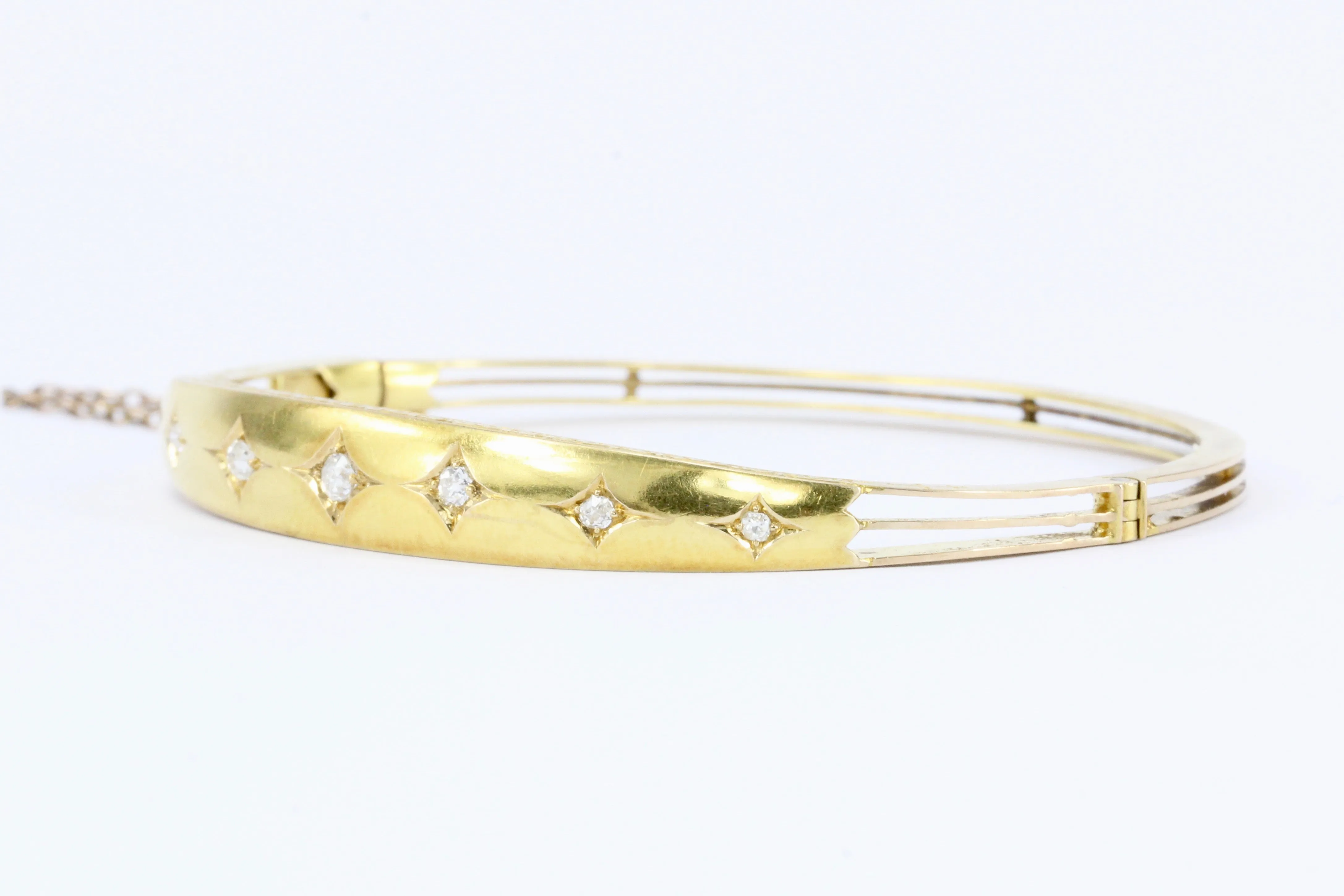 Edwardian 15K Yellow Gold Old Mine Cut Diamond Bangle Bracelet c.1910