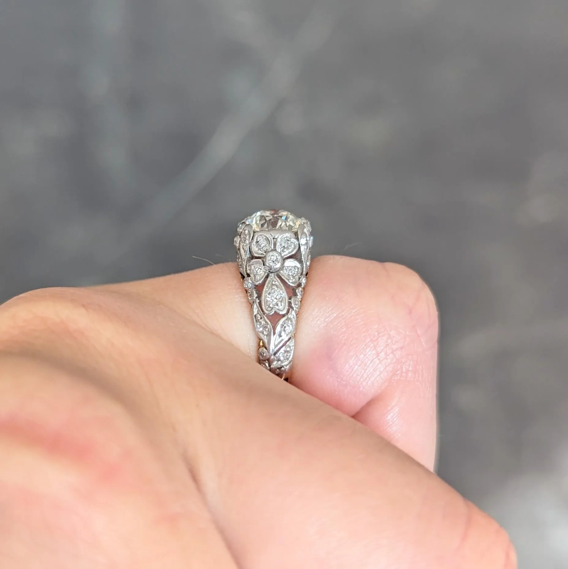 Edwardian 1908 1.74 CTW Diamond Platinum 18 Karat Gold Antique Floral Engagement Ring