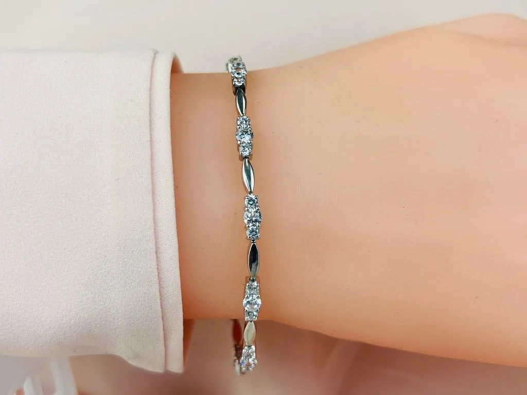 Elliptical Link Diamond Bracelet with 0.95 ct.(finished) 1.5mm, 2.1mm
