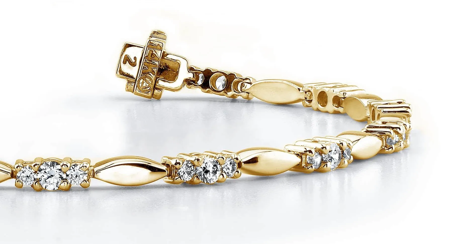 Elliptical Link Diamond Bracelet with 0.95 ct.(finished) 1.5mm, 2.1mm