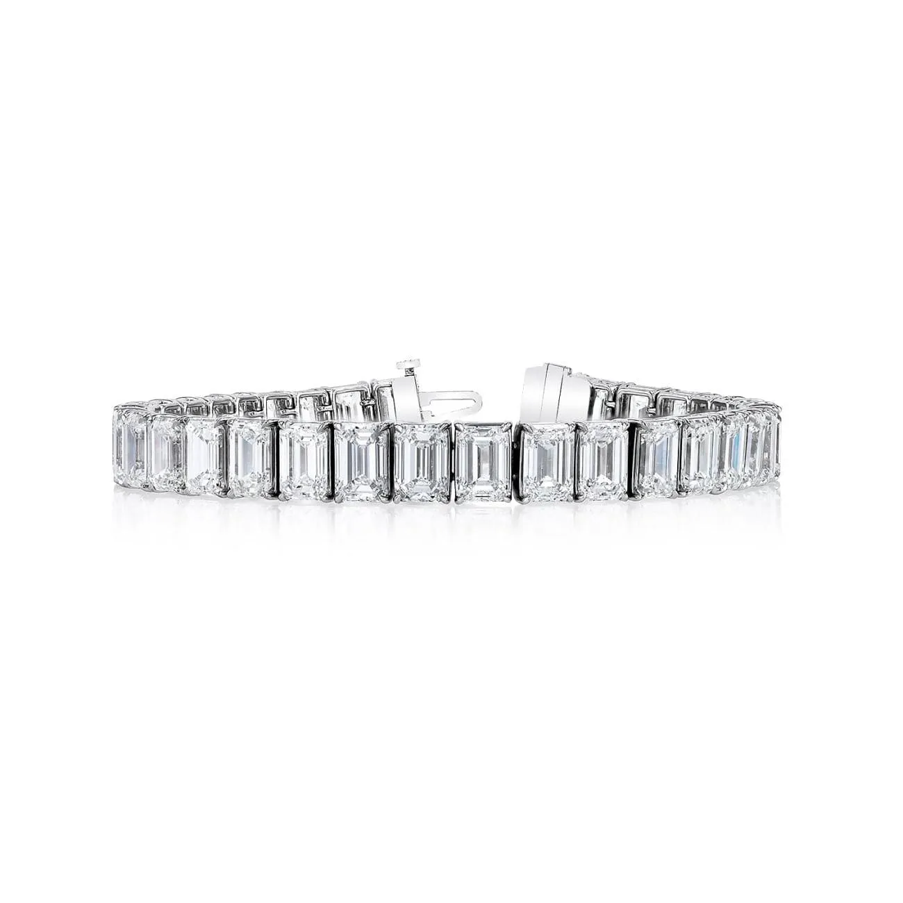 Emerald Cut Platinum 18.81ct Diamond Tennis Bracelet