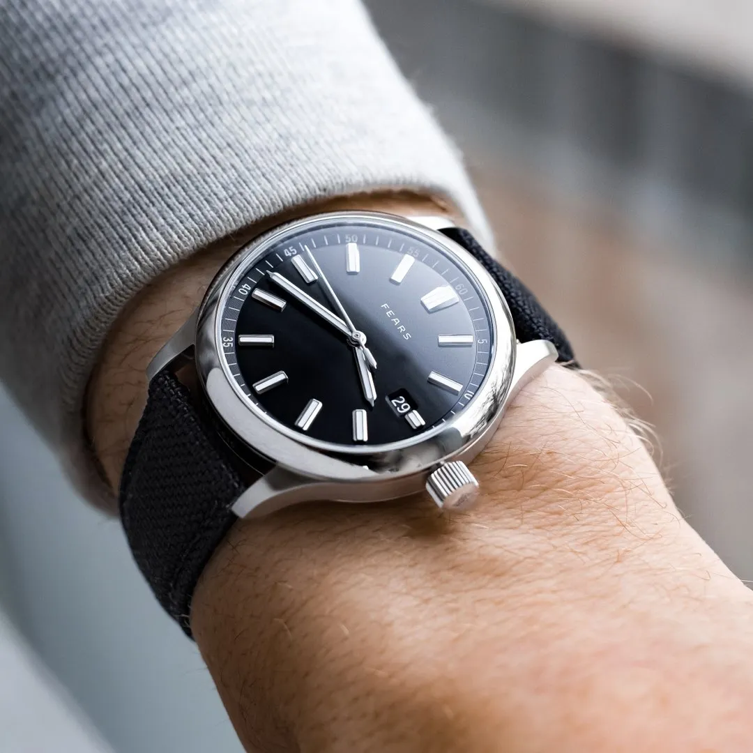 Fears Redcliff 39.5 Date Raven Black