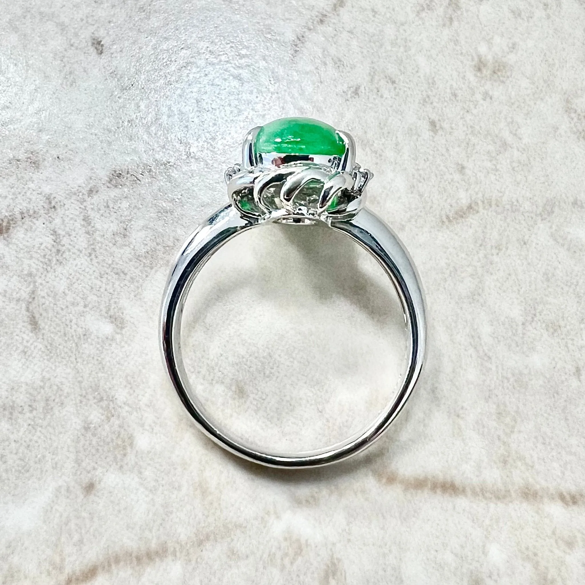 Fine Platinum Natural 2.74 Carats Green Jadeite & Diamond Ring