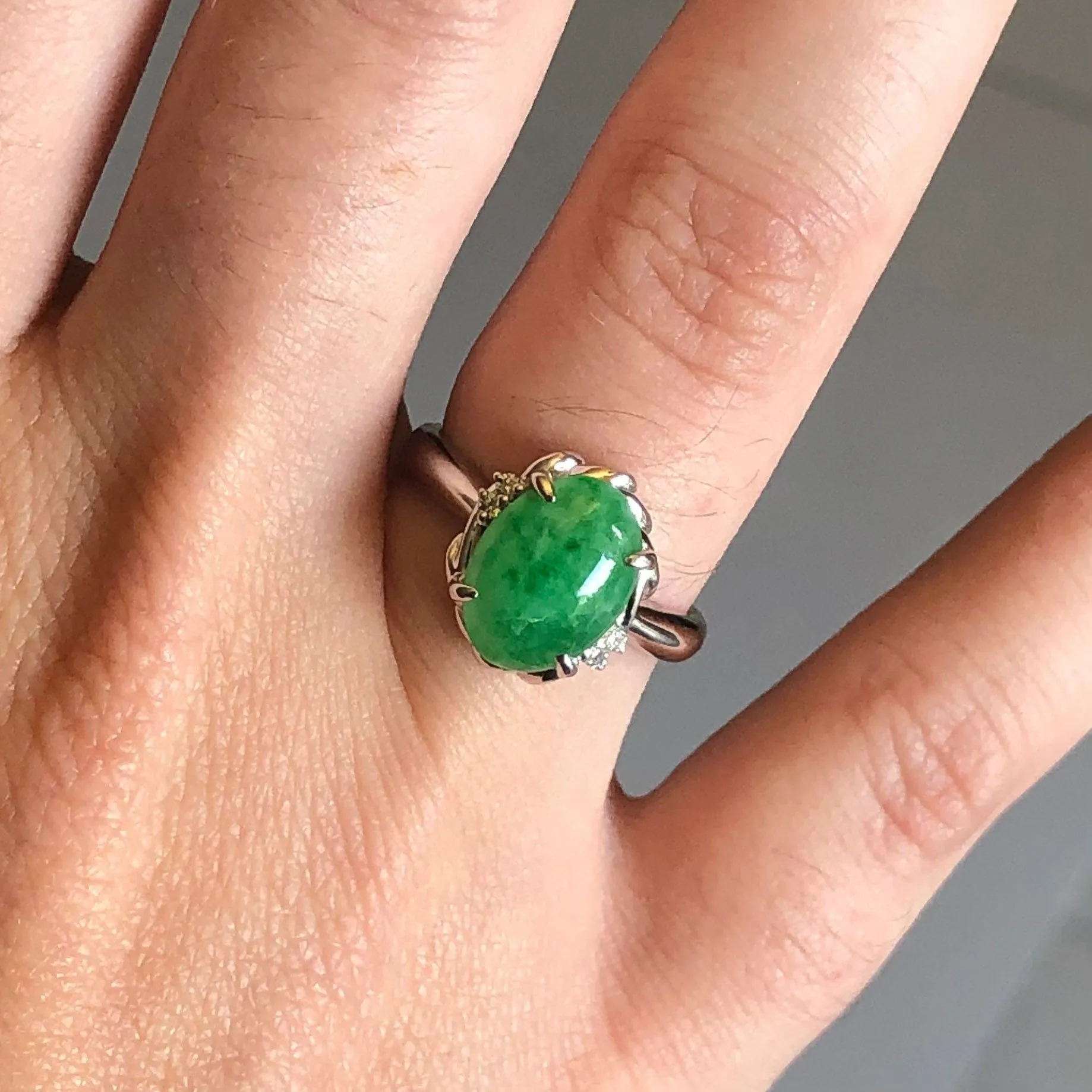 Fine Platinum Natural 2.74 Carats Green Jadeite & Diamond Ring