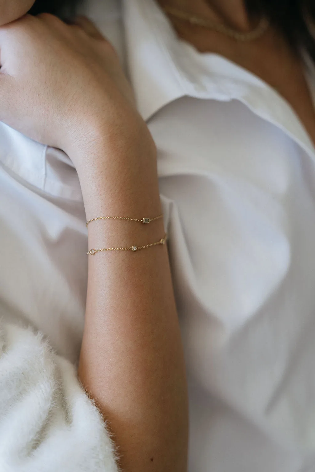 Floating Bezeled Baguette Diamond Bracelet