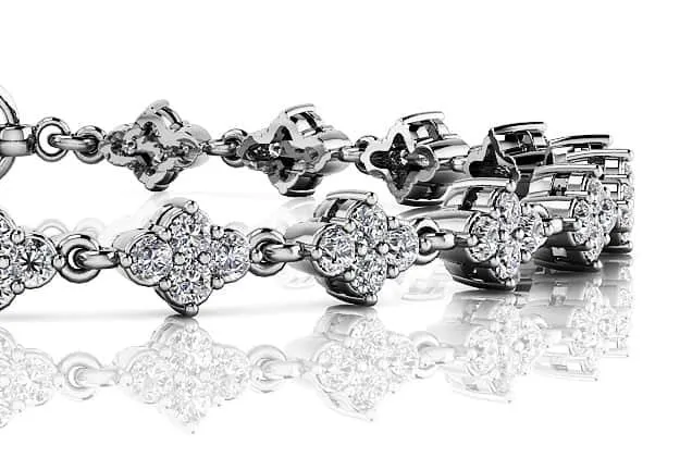 Flower Cluster Link Diamond Bracelet with 2.79 ct.(finished) 2.25mm