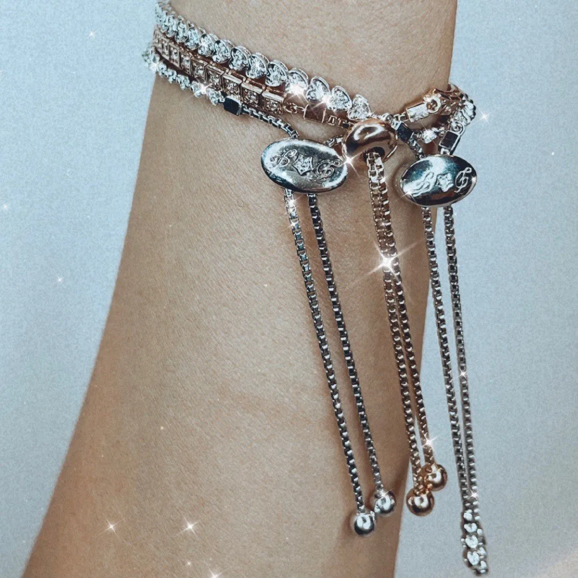 Flower Shaped Adjustable Bracelet