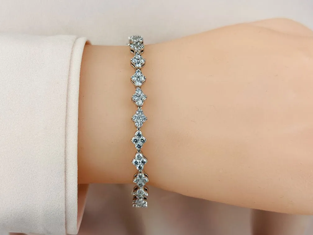 Four Clover Diamond Tennis Diamond Bracelet with 4.10 ct.(finished) 2.25mm