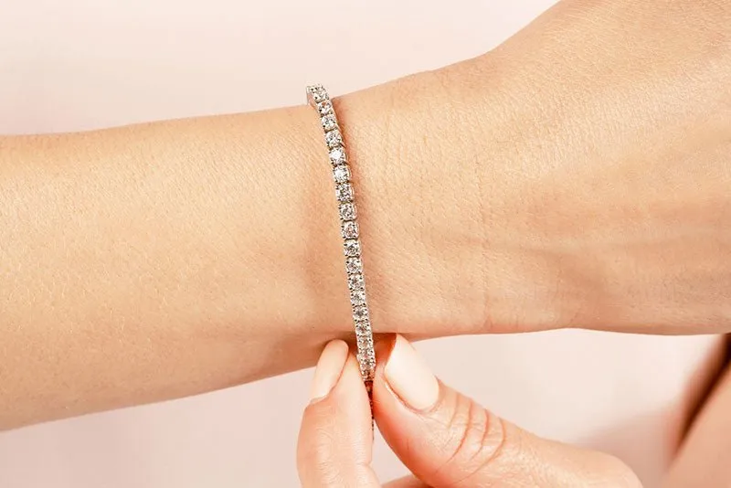 Four Prong Classic Lab-Grown Diamond Tennis Bracelet with 1.98 ct.(finished) 2mm