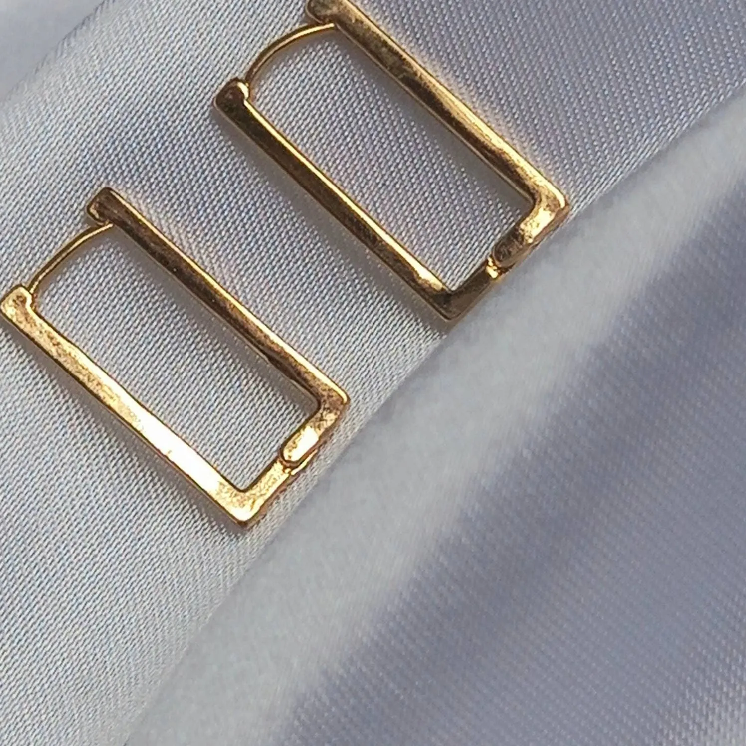 Gold Hoop Earrings - Rectangle Earrings,Gold Earrings In The UK,Gold Jewellery In The UK,Gold Hoops,Gold Minimalist Earrings,Simple Earrings