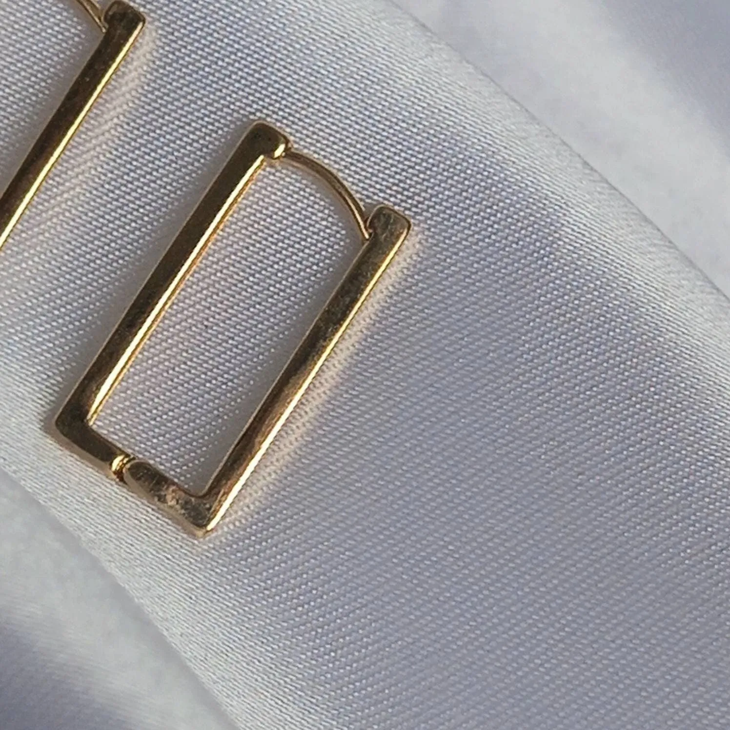 Gold Hoop Earrings - Rectangle Earrings,Gold Earrings In The UK,Gold Jewellery In The UK,Gold Hoops,Gold Minimalist Earrings,Simple Earrings