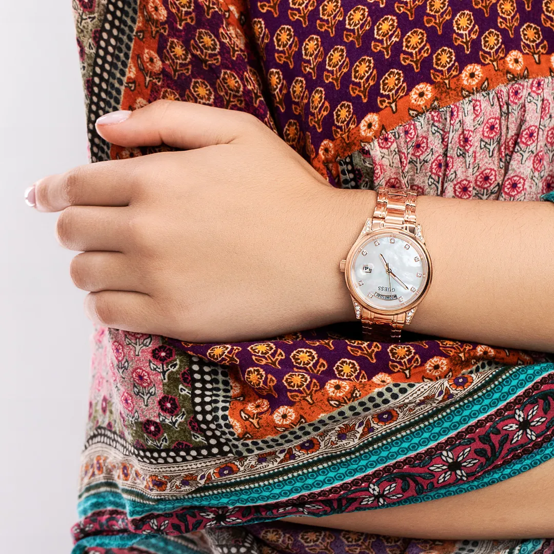 Guess - GW0047L2