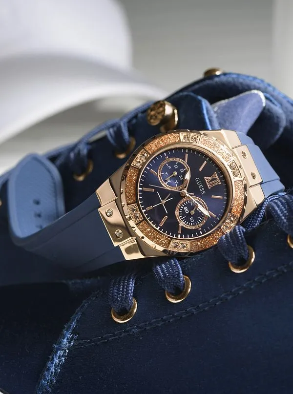 Guess - W1053L1
