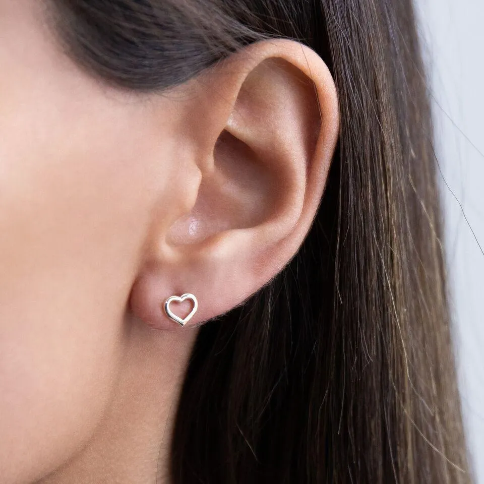 Heart Cutout Stud Earring 14K