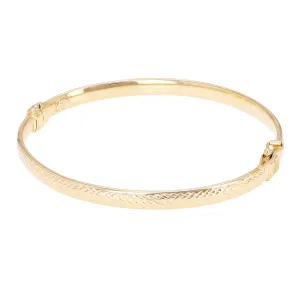 Italian 14k Yellow Gold Hollow Diamond Cut Bangle Bracelet  7" 4.6mm 4.3 grams